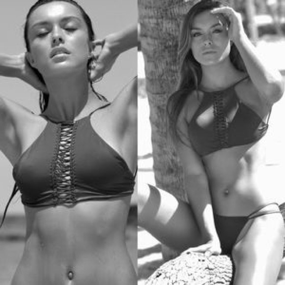 INDAH Lynx Macrame Halter Bikini Top Snakeskin - Picture 4 of 4